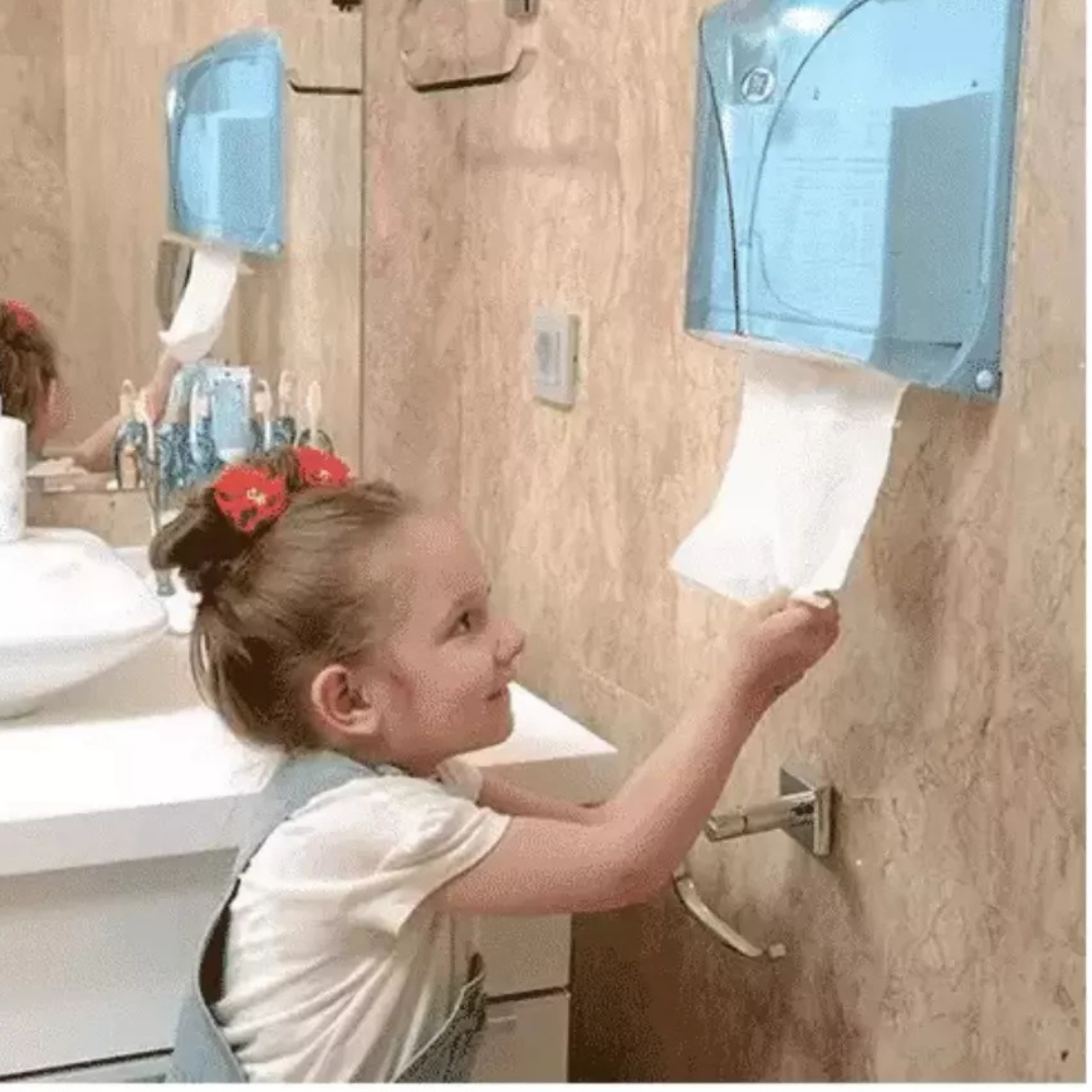 Dispensador de Papel Toalla Interfoliada Titiz